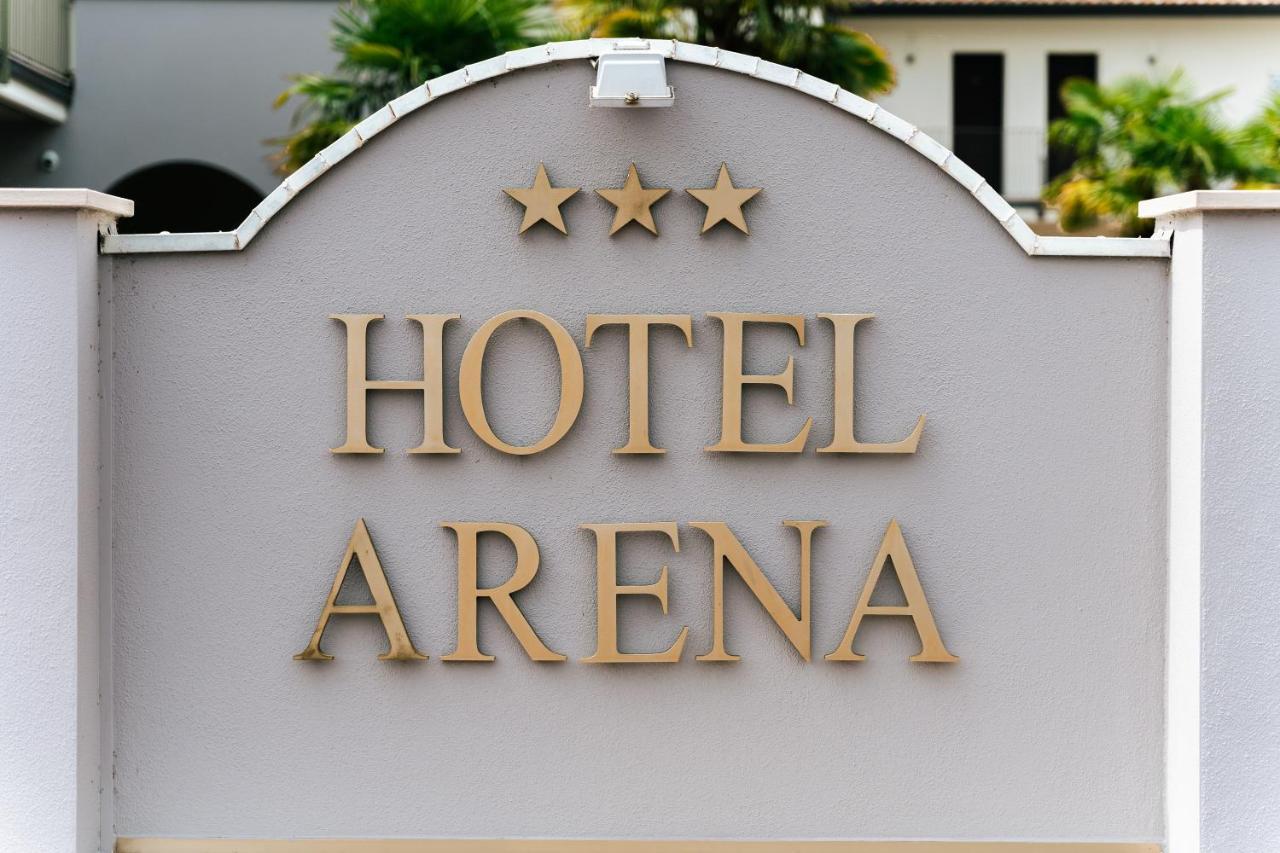 Hotel Arena ซีร์มิโอเน ภายนอก รูปภาพ